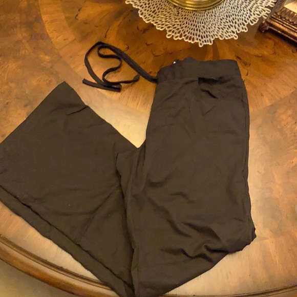 Greys anatomy scrub pants - Picture 2 of 3